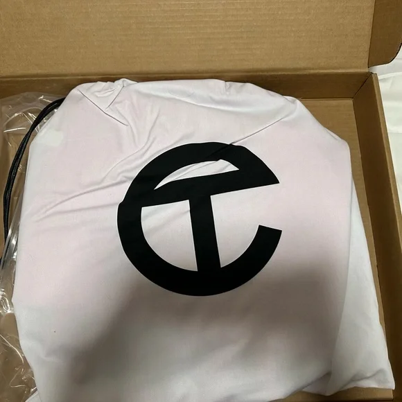 MEDIUM TELFAR BAG- AZALEA - Picture 2 of 5